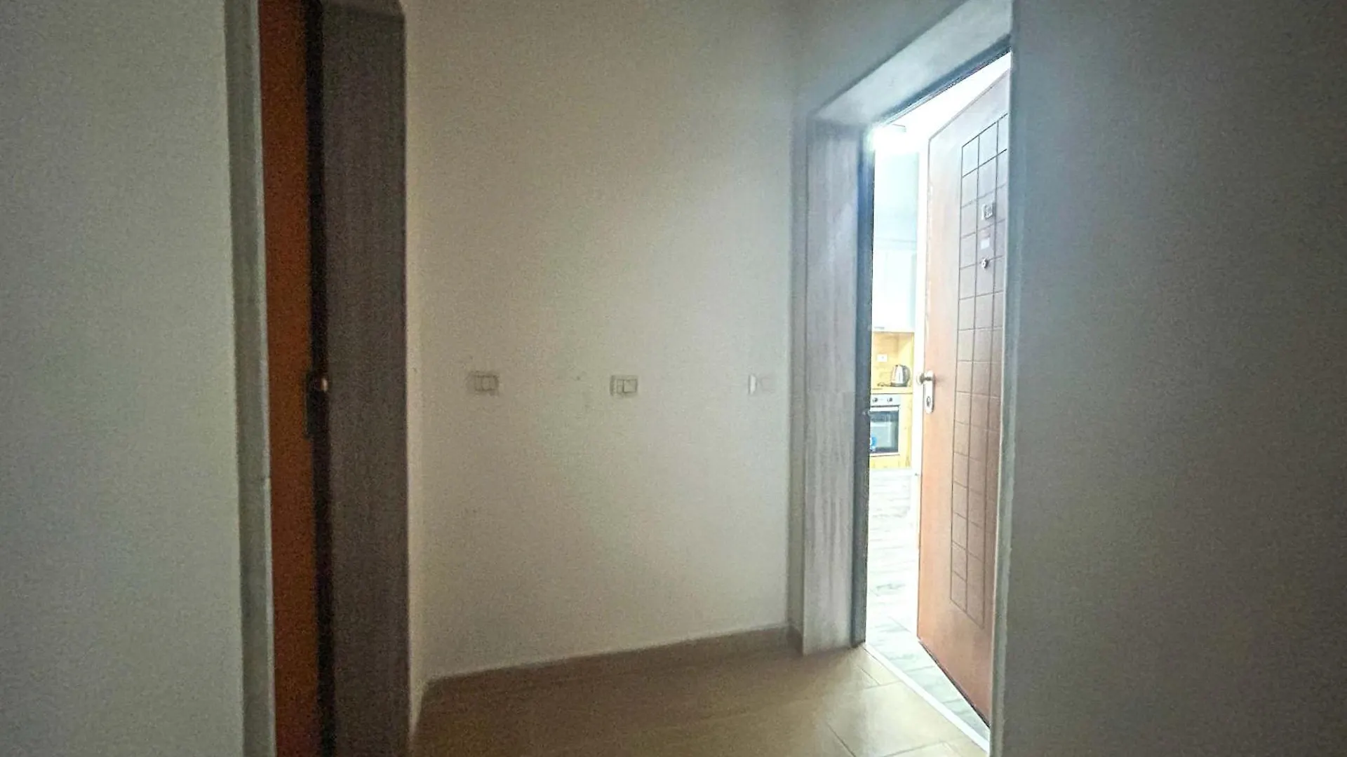 Shkembi Apartment 1262 Golem